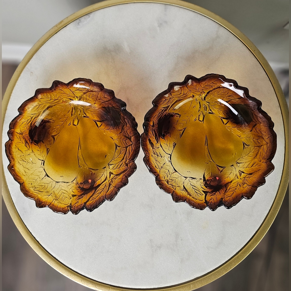 Tiara Indiana Glass Burnt Honey 3 Toed Sweet Pear‎ Amber Nappy Bowl 6 1/4 Inch